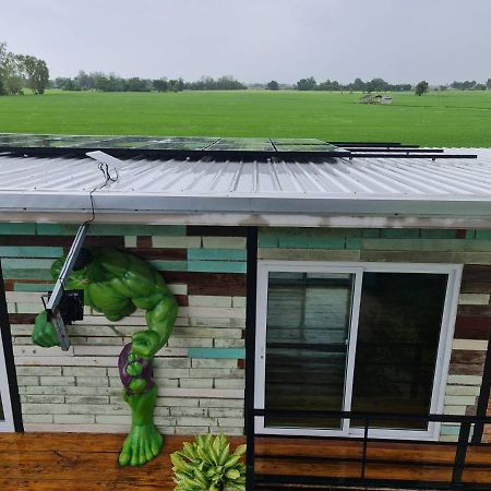 Solarcell Private Homestay - โซล่าเซลล์ไพรเวทโฮมสเตย์ Uthai Thani Exterior photo