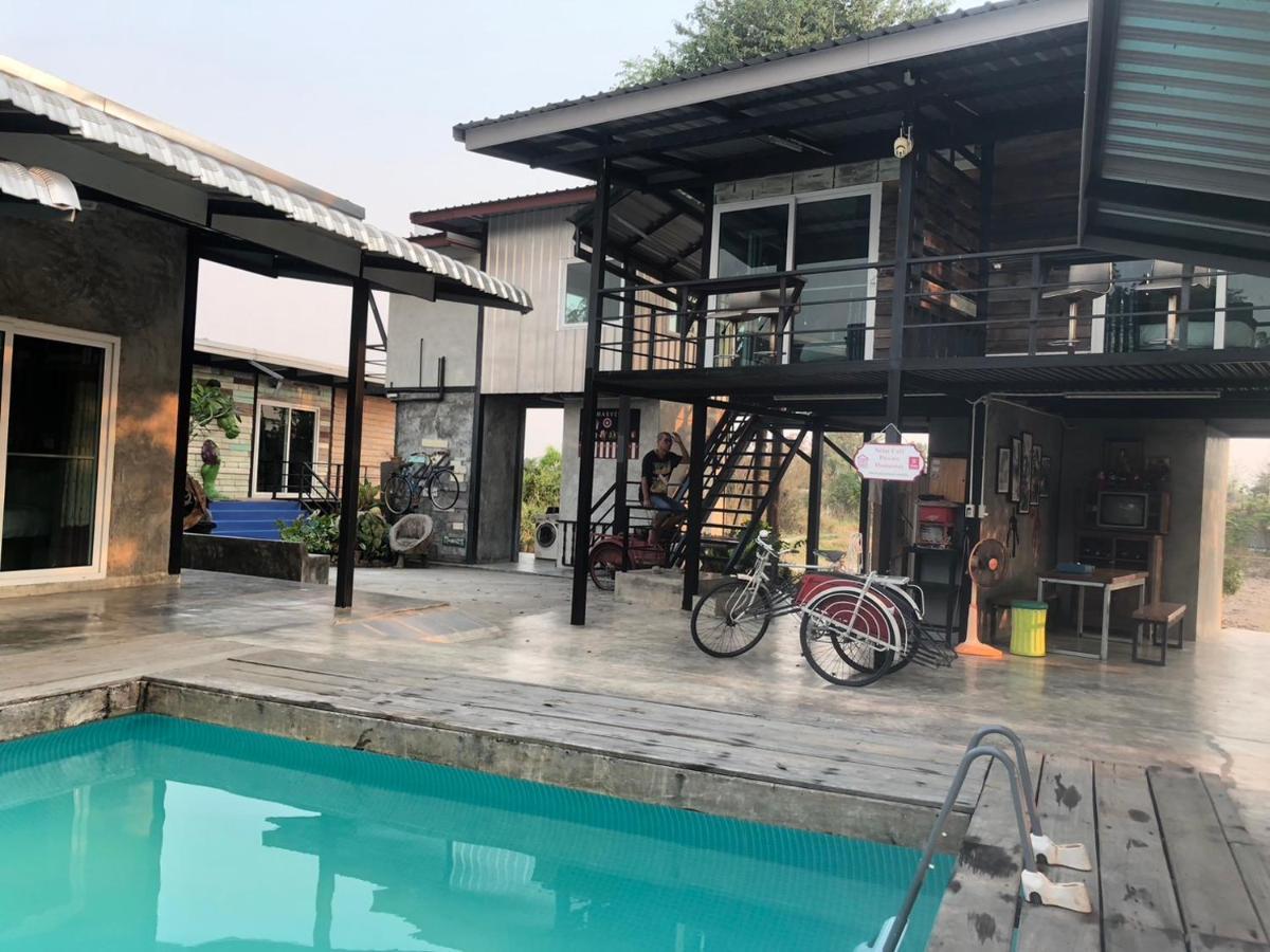 Solarcell Private Homestay - โซล่าเซลล์ไพรเวทโฮมสเตย์ Uthai Thani Exterior photo